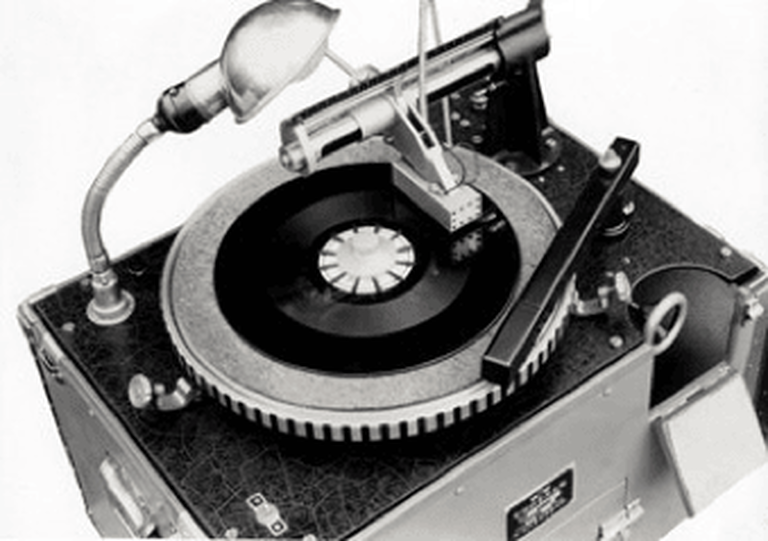 Old fashion Turntable