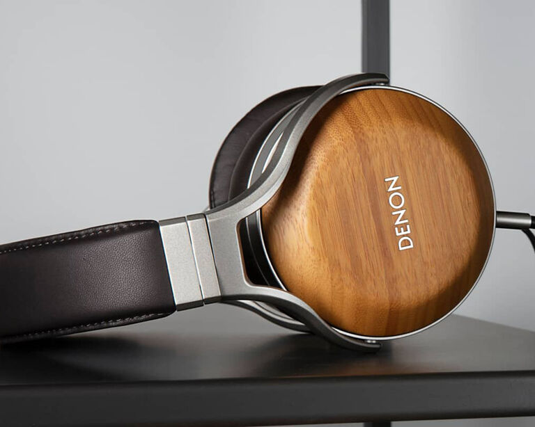 Earphones