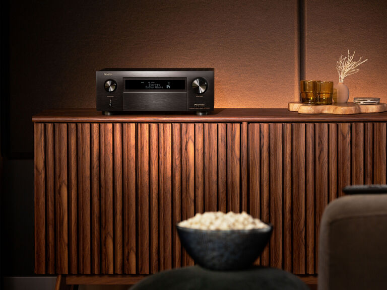 AVR-X6800H, Black, dynamic