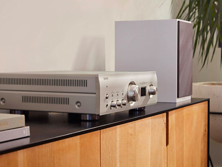 PMA-1700NE, Silver, dynamic