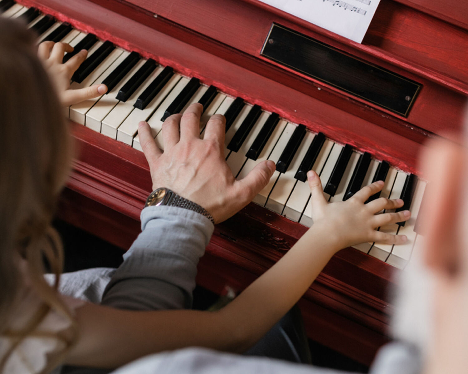 <span style="color: var(--skin-primary-color) !important">Sound ist erst der Anfang</span>