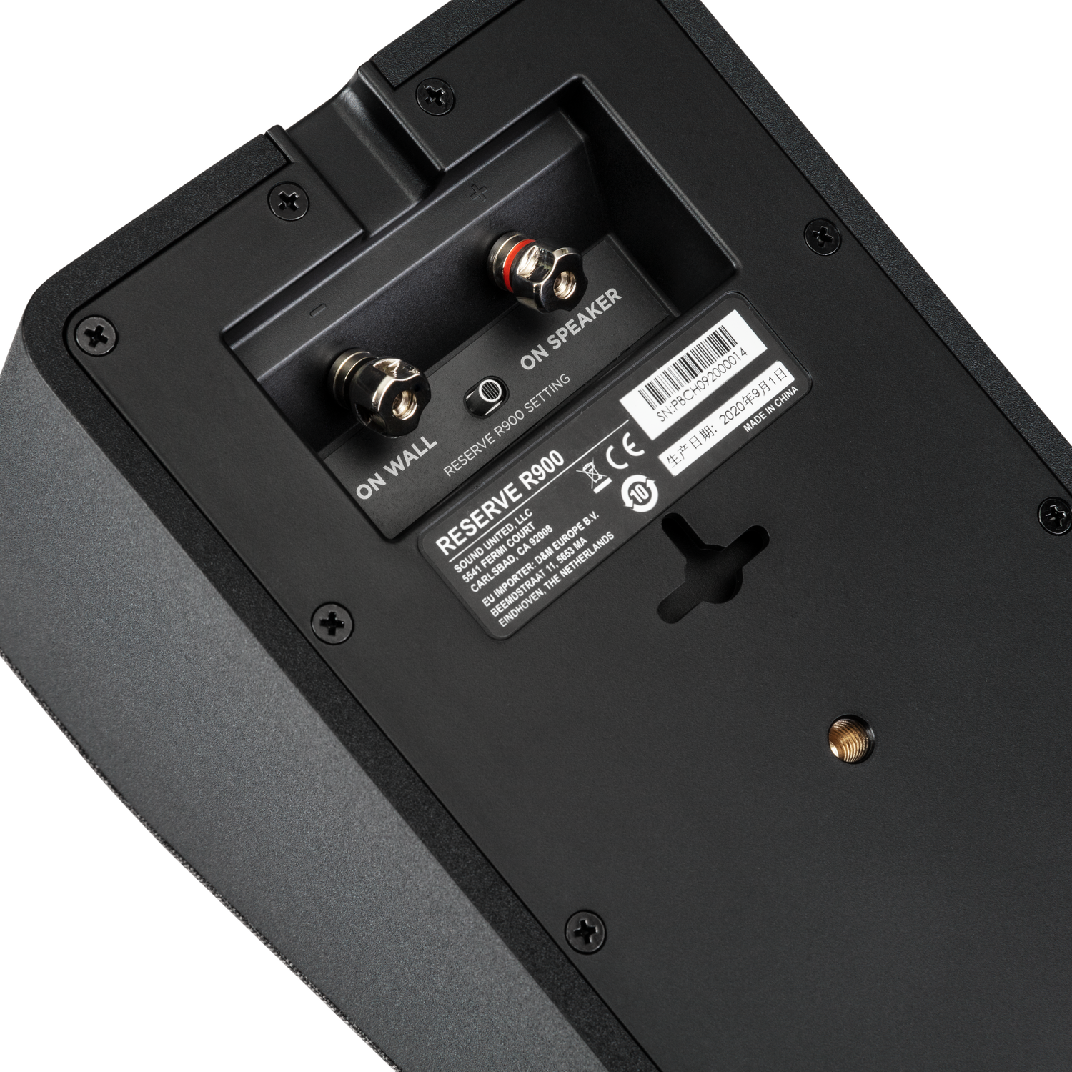 Reserve R900, Black, dynamic